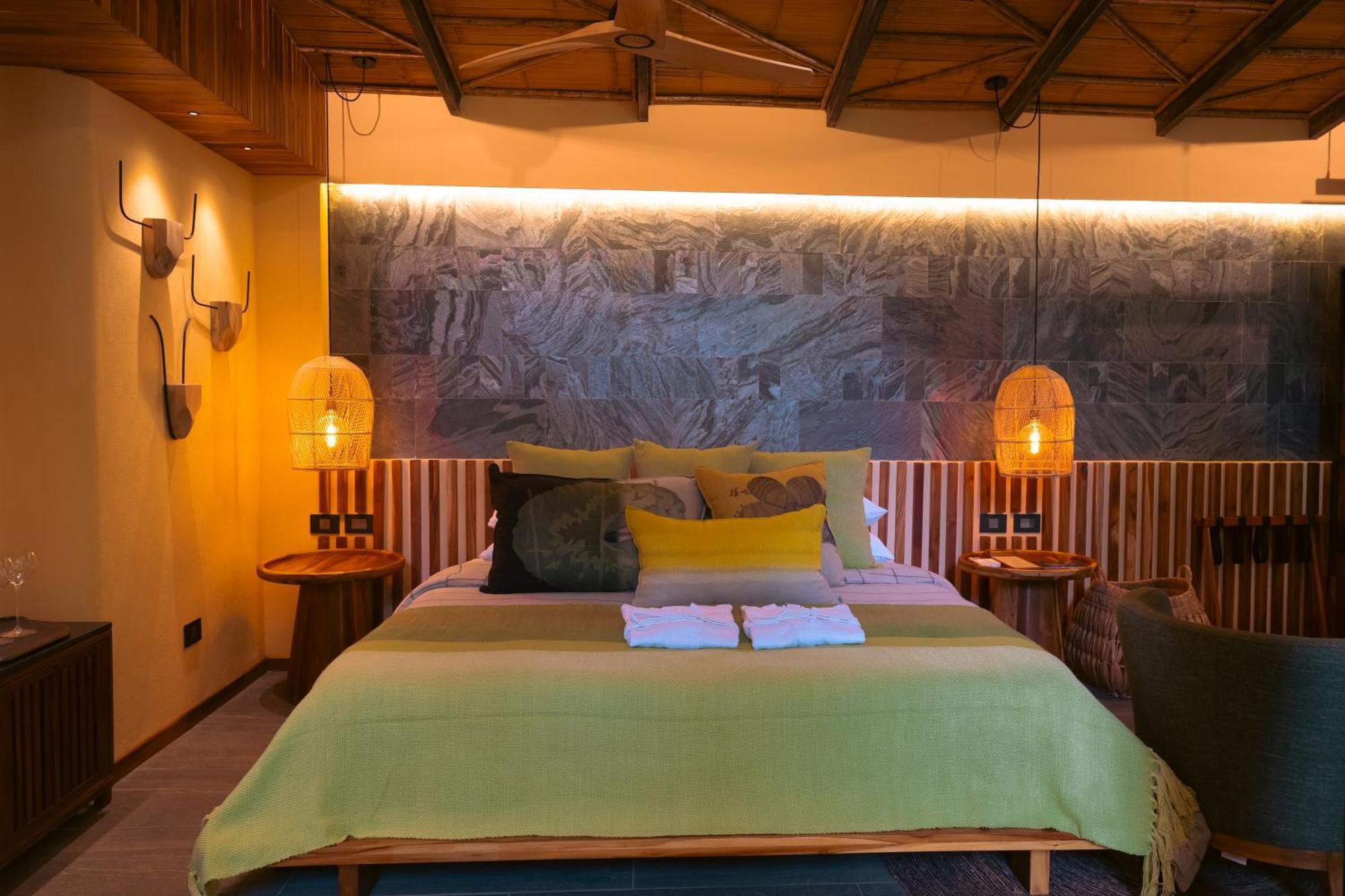 Awa Beach Hotel Puerto Viejo de Talamanca Eksteriør billede